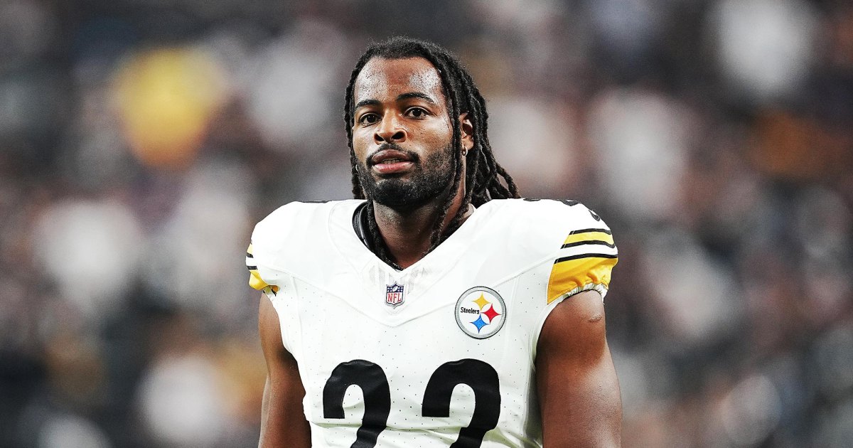 NFL Running Back Najee Harris Injures Eye in Fireworks Accident